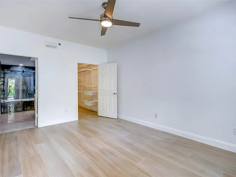 3105 NE 184th St #7201 — Photo 18