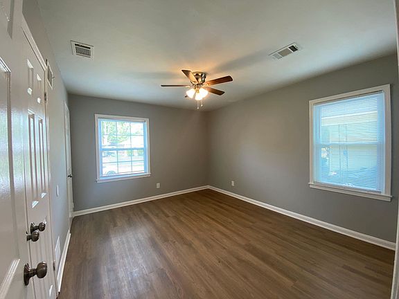 5th image of 1796 Myrna Ln