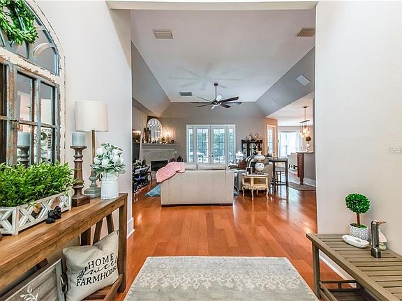 4th image of 32550 Timber Hill Dr