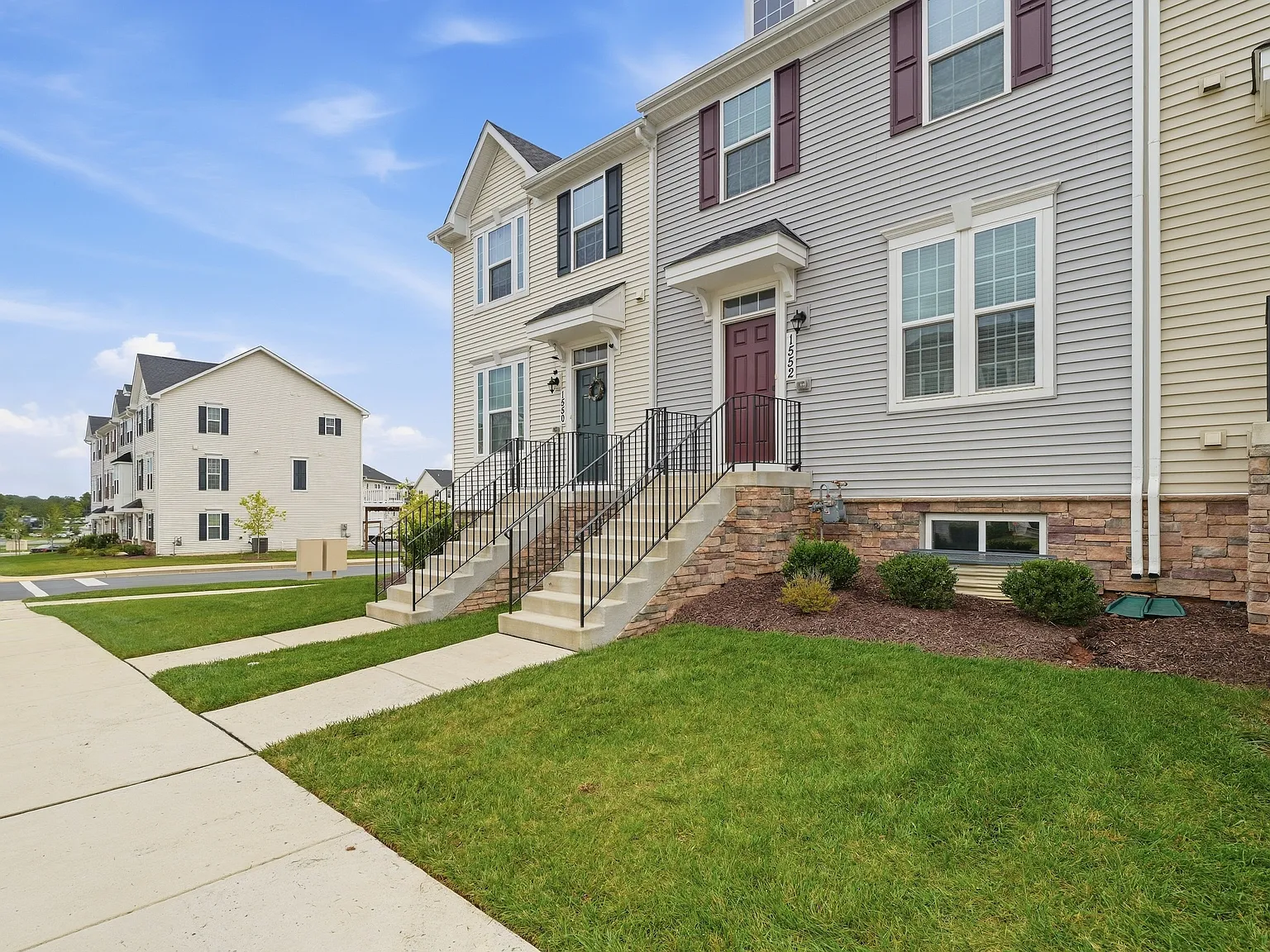 3 bed, 1741 sqft, $2,900 — Photo 4