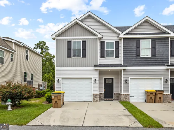 29 Leaf Ct, Richmond Hill, GA 31324