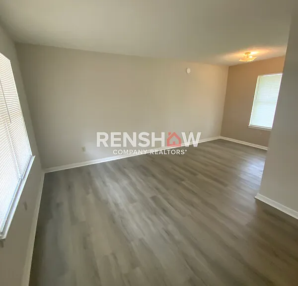 142 Harrison Rd #14 — Photo 2