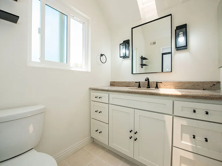 3299 Tempe Dr — Photo 33