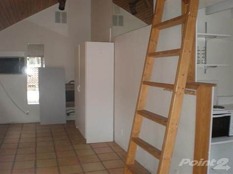 2nd image of 207 E 35th St #B