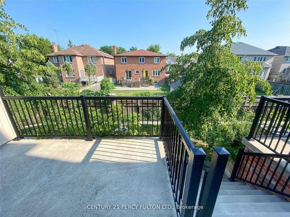 169 Finch Ave E #E, Toronto, ON M2N 4R8