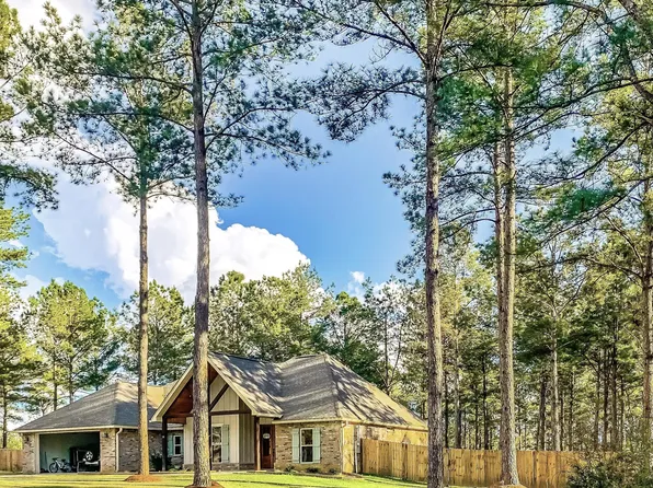 19 Vera Ln, Hattiesburg, MS 39401