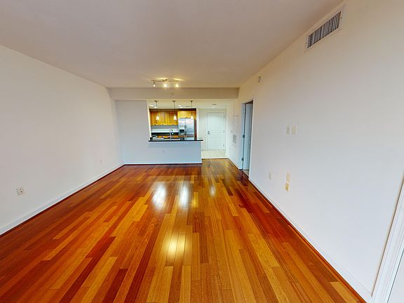 4th image of 2451 Midtown Ave APT 1007
