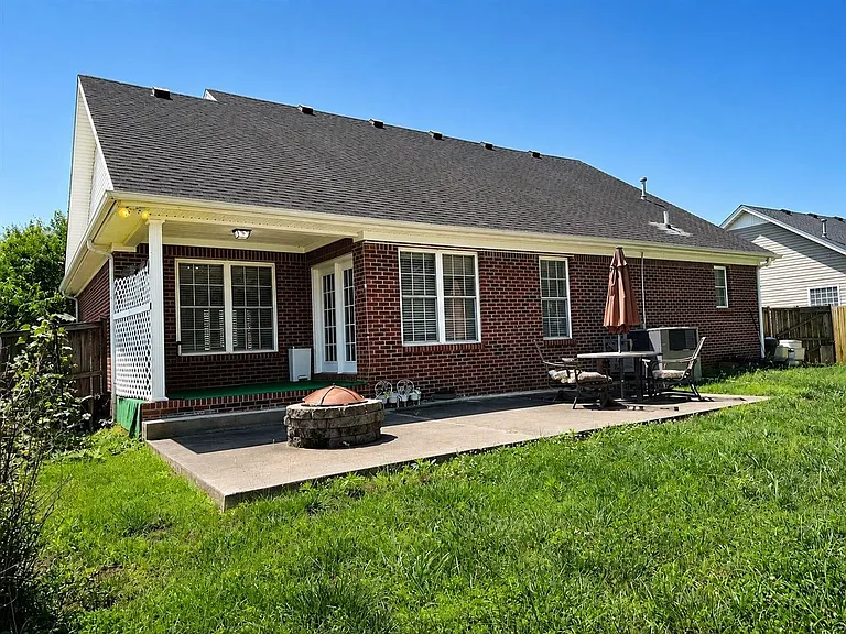 1284 Trillium Ln — Photo 17
