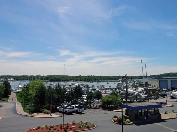54 Broad Reach Unit 302, Weymouth, MA 02191