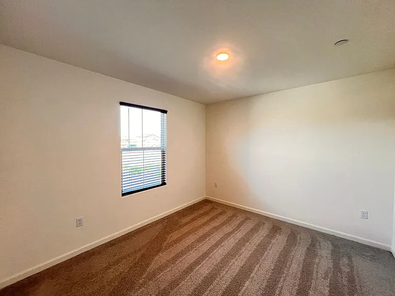 8603 Lunascape Ave — Photo 3