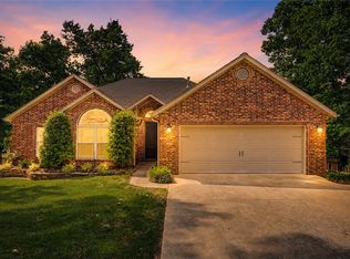 9537 Lori Ln, Rogers, AR 72758