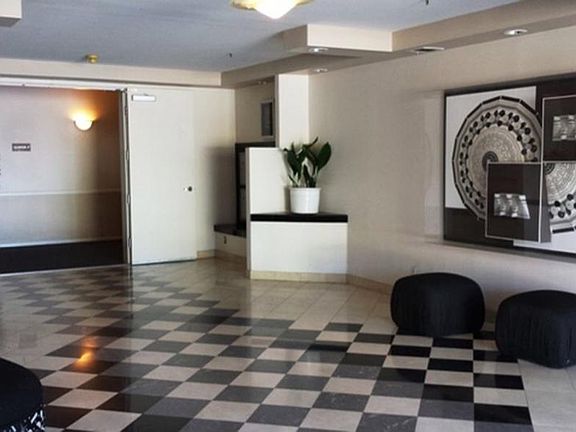 3rd image of 5350 White Oak Ave APT 209
