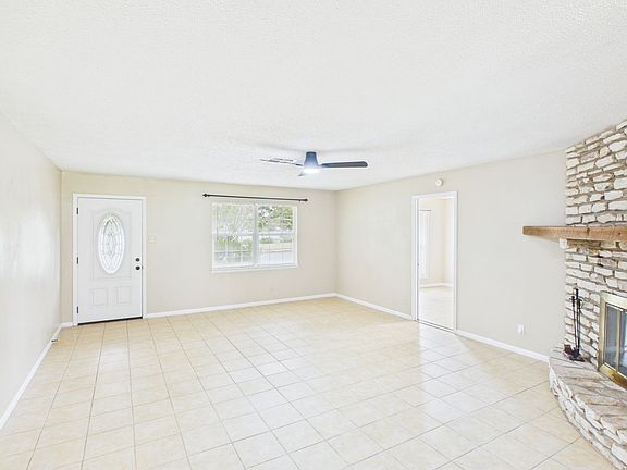 5th image of 328 Glenmoor Dr