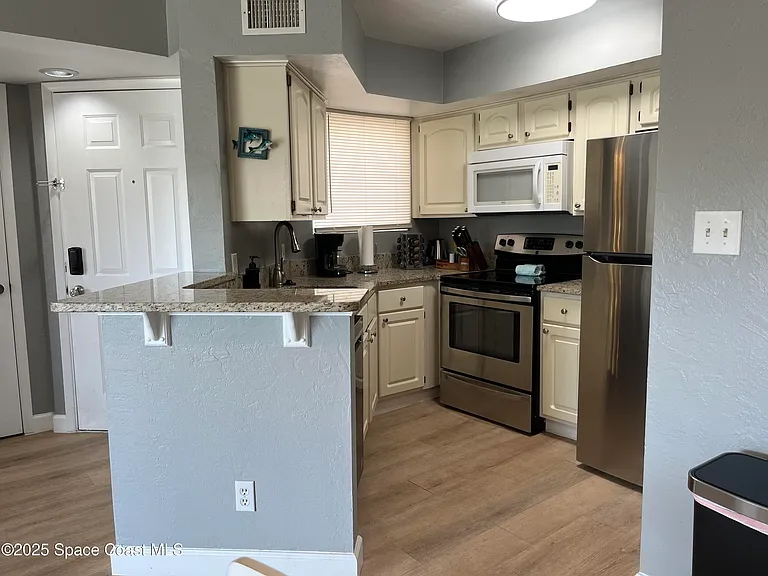 1850 Charlesmont Dr #7-118 — Photo 7