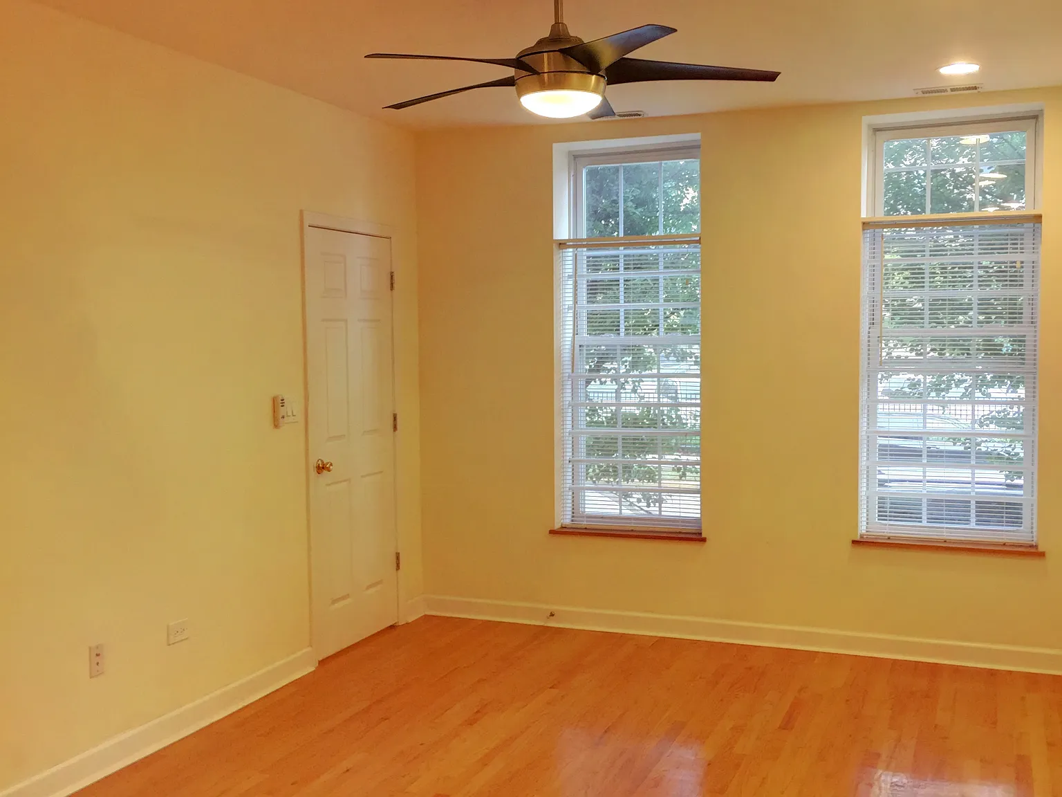 2 bed, $2,200 — Photo 3