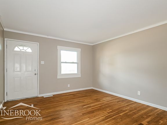 3rd image of 7417 Lynn Grove Ct