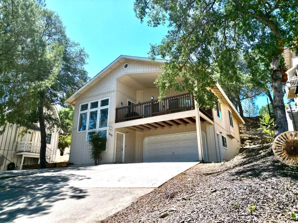 633 Bret Harte Dr, Copperopolis, CA 95228