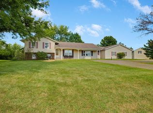 1330 Ginder Rd NW, Lancaster, OH 43130