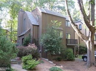 1543 Scandia Cir, Reston, VA 20190