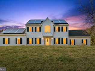 123 Great Oak Dr, Lincoln University, PA 19352