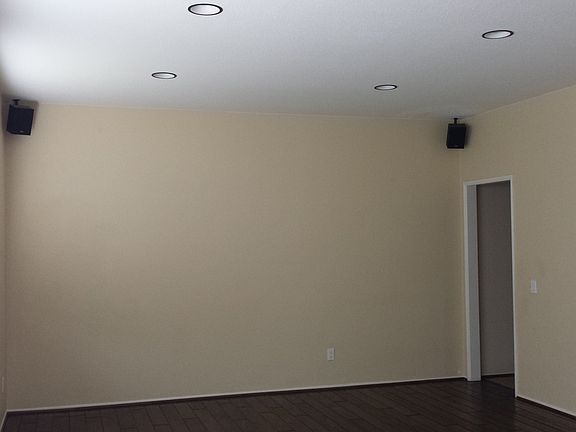 5th image of 42478 Thoroughbred Ln