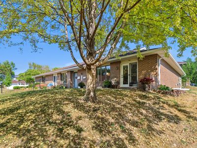 1124 49th St Unit 2, West Des Moines, IA, 50266