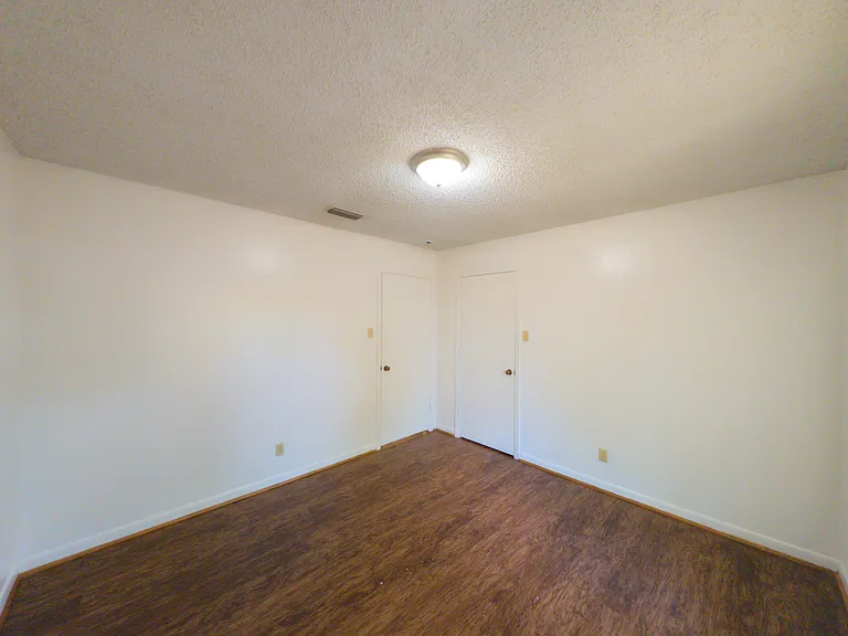 403 W Heritage Dr — Photo 13