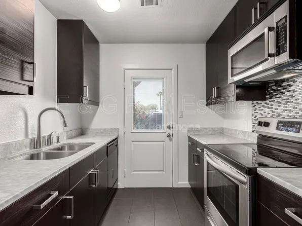 3034 N 35th St APT 3, Phoenix, AZ 85018