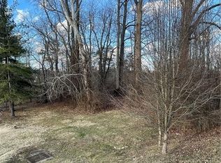 3570 Teays Valley Rd, Hurricane, WV 25526