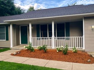 3250 Woods Rd, Leslie, MI 49251