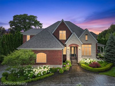 55223 Meadow Ridge Ct, Shelby Township, MI, 48316