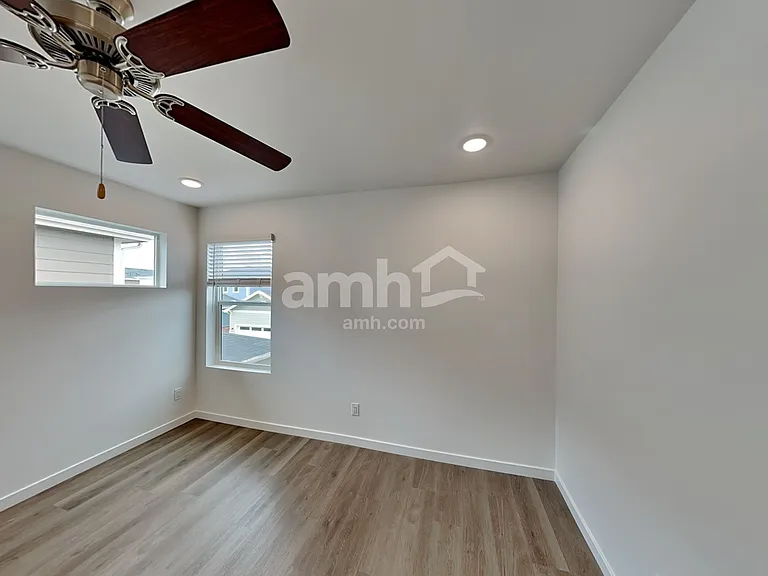 310 N Addison Way — Photo 9
