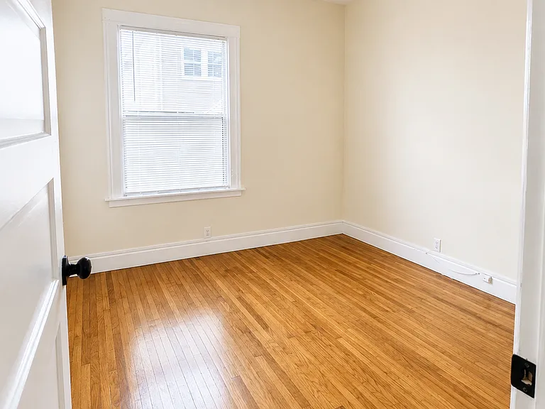 1021 Magnolia St #B — Photo 11