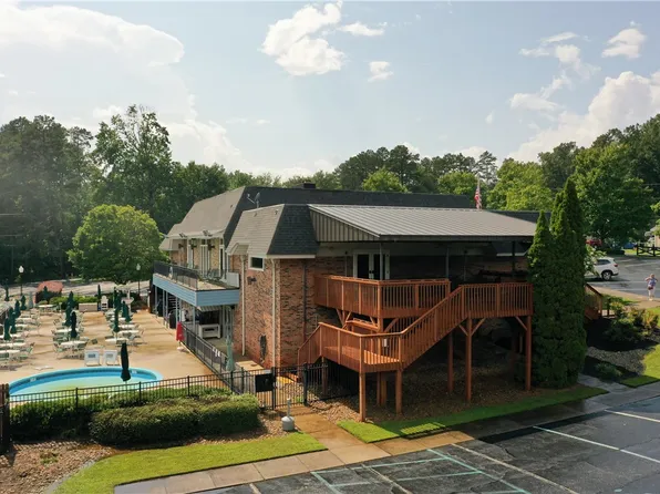 129 Middleton Dr, Westminster, SC 29693