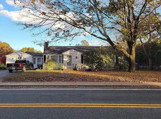 39 Pleasant View Ave, Smithfield, RI 02828