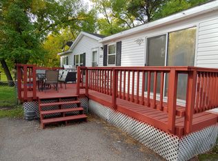 212 Filmore Ave, Grand Forks, ND 58201