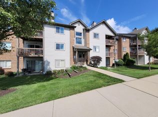 8909 Eagleview Dr APT 4, West Chester, OH 45069