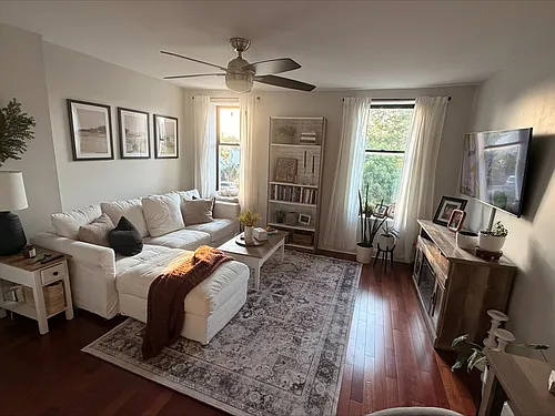 1437 E Passyunk Ave #3 Photo 1 1437 E Passyunk Ave #3 Photo 1