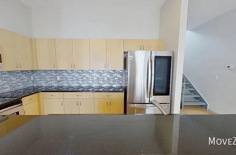 295 McDonald Ave — Photo 13