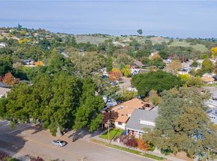 309 & 311 15th St, Paso Robles, CA 93446