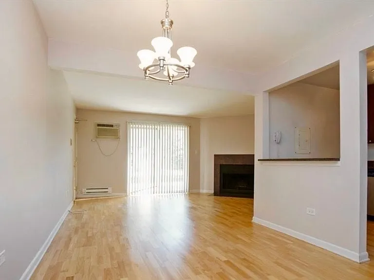 425 E Osage Ln #1A — Photo 7