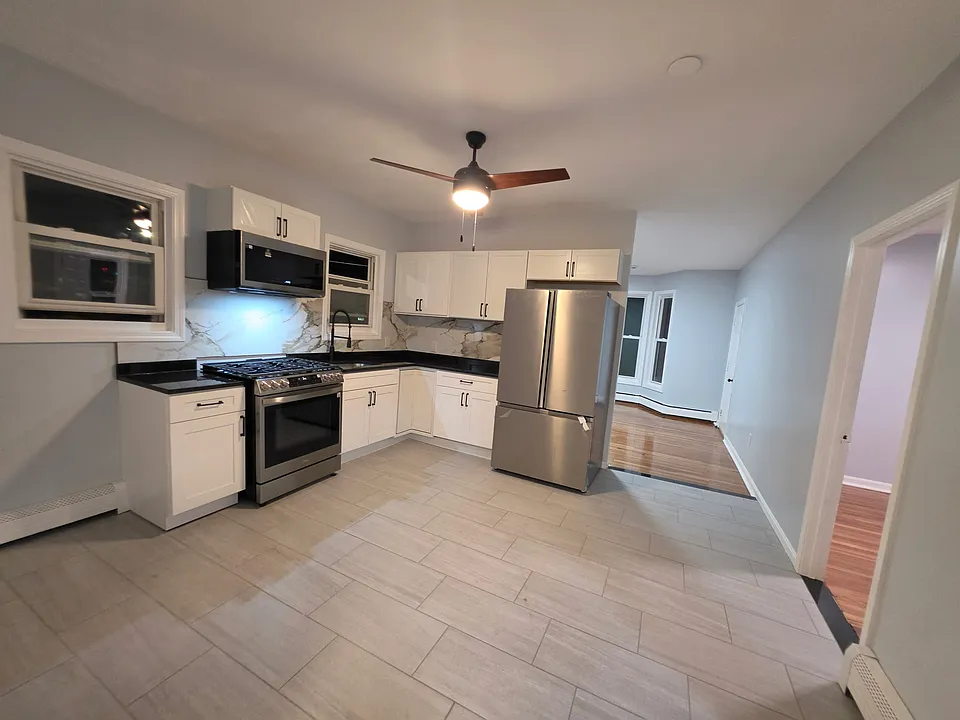 21 Candace St #2