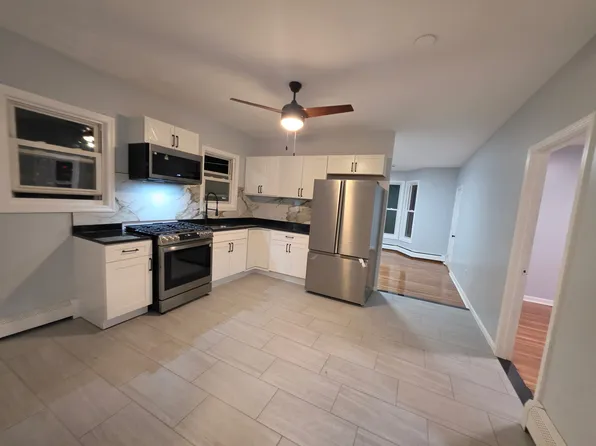 21 Candace St Floor 2, Providence, RI 02908