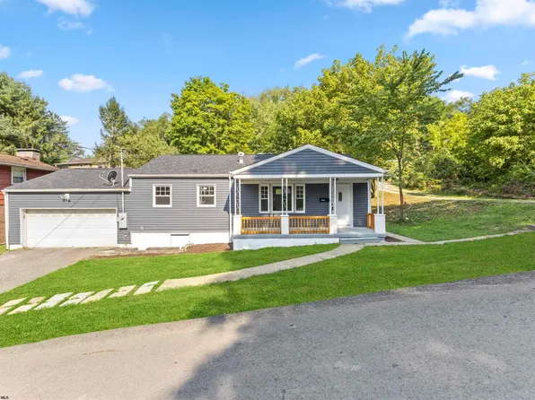 1461 Barry St, Fairmont, WV 26554