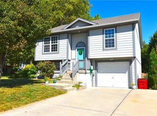 19304 E 13th St N, Independence, MO 64056