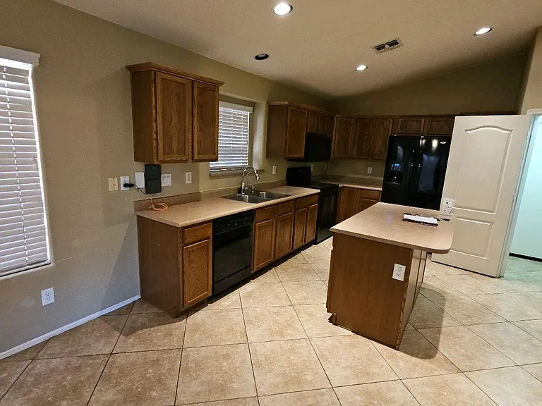 5378 N Ormondo Way — Photo 3