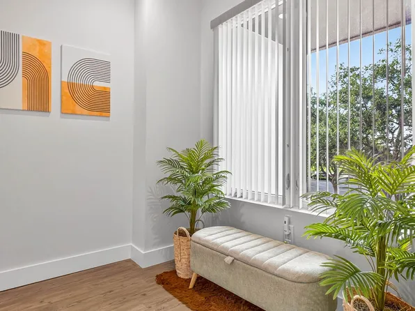 620 Petit Way #Id1060749p, Largo, FL 33770