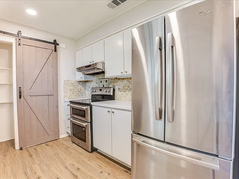 104 Pontiac Dr — Photo 13