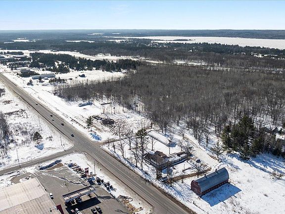 3rd image of 7 State Highway 371 NW