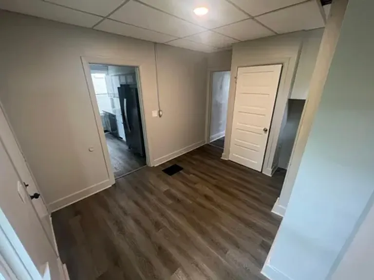 245 Helen St #1 — Photo 10
